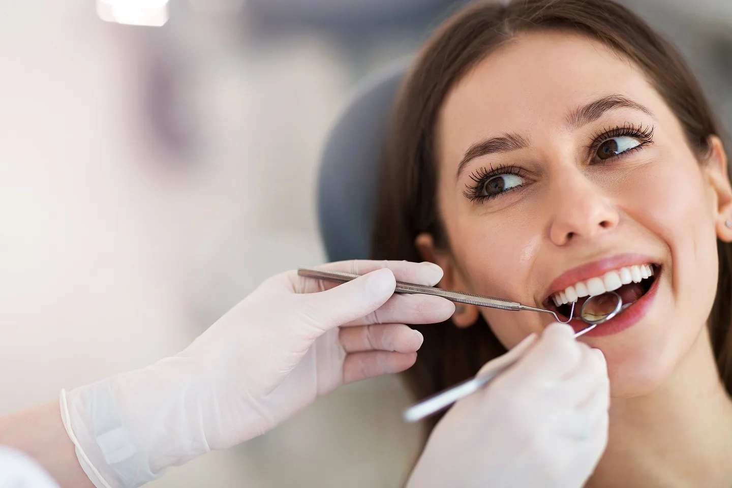 Dental examination at Whitehouse Dental